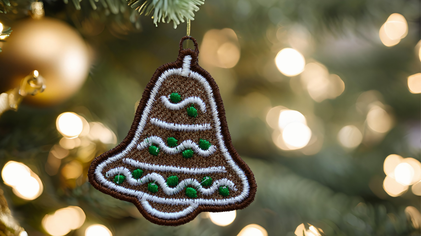 Gingerbread Lace Christmas Decorations!