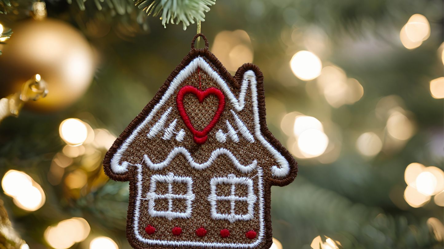 Gingerbread Lace Christmas Decorations!